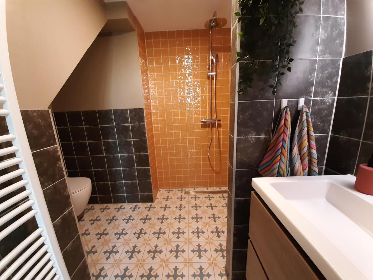 Voorhuis En Klein Waterland Alojamento de Acomodação e Pequeno-almoço *